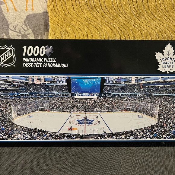Toronto Maple Leafs 1000 piece Panoramic Puzzle - Picture 1 of 2